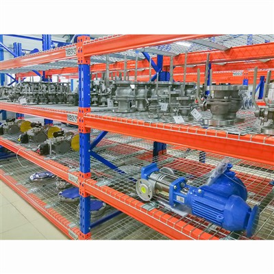 Wie gehe ich mit beschädigten, verstellbaren Breitgangpalettenregalen um?